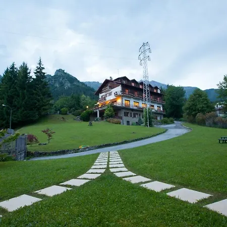 Hotel Ristorante Scanapà 3*