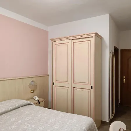 Hotel Ristorante Scanapà 3*